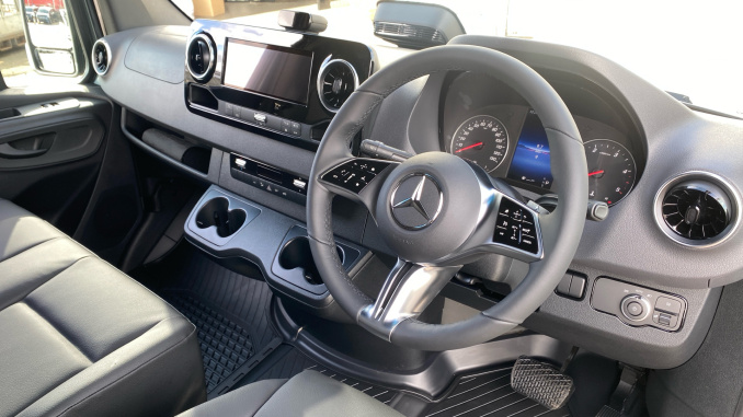 Mercedes-Benz Sprinter 315Cdi L3 Diesel Rwd 3.5t H2 Select Van 9G-Tronic - Image 20